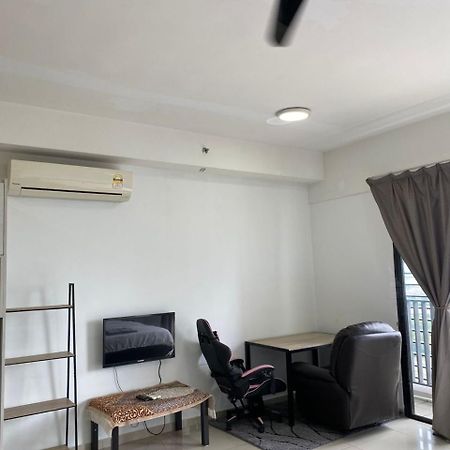 Host Assist Homestay By Ha I-City Шах Алам Екстериор снимка