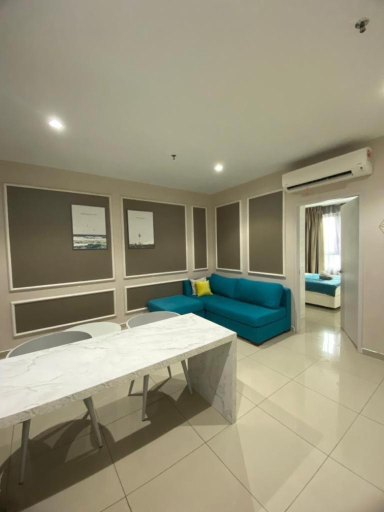 Host Assist Homestay By Ha I-City Шах Алам Екстериор снимка